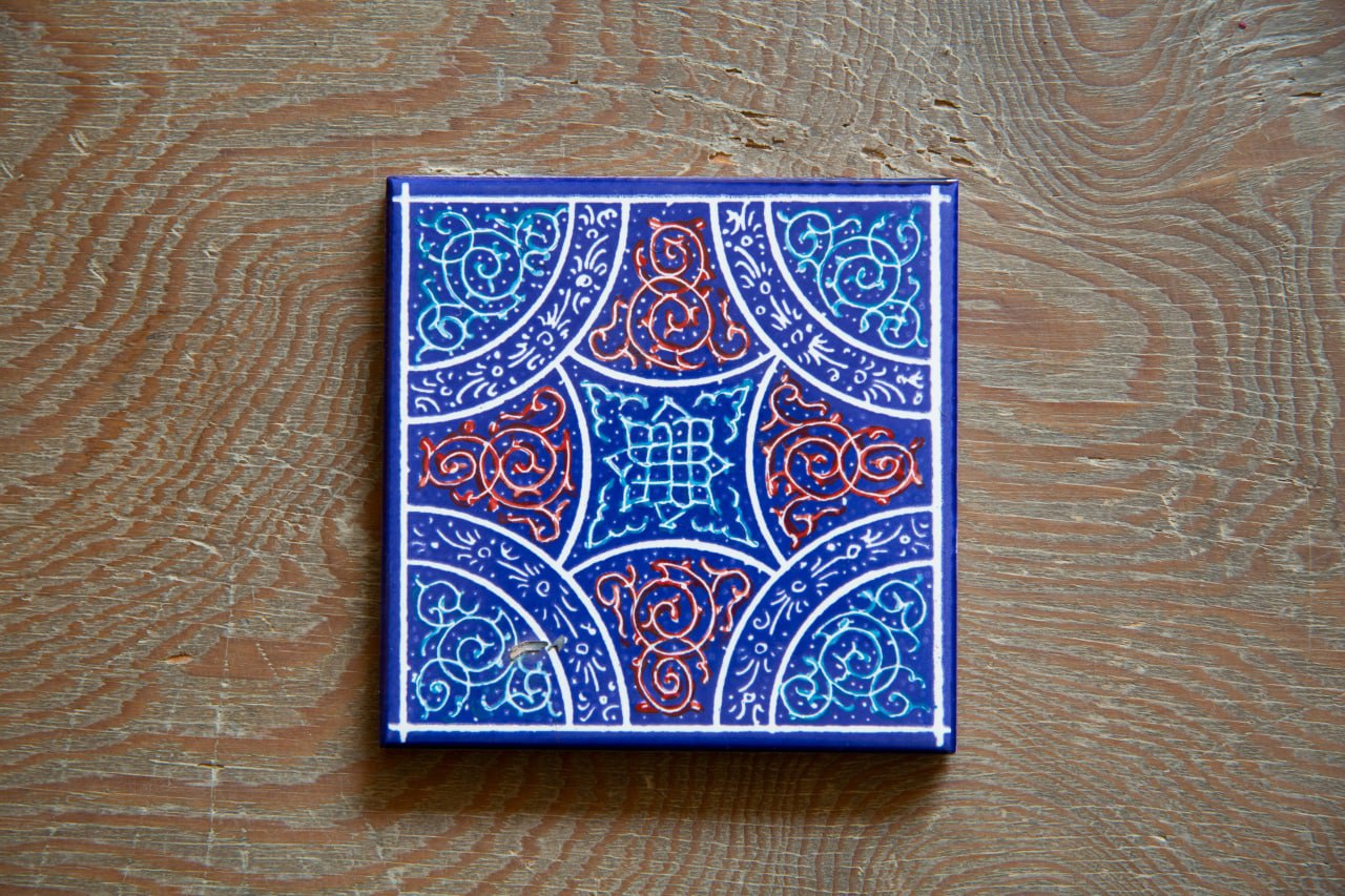 Geometry Azure Tile