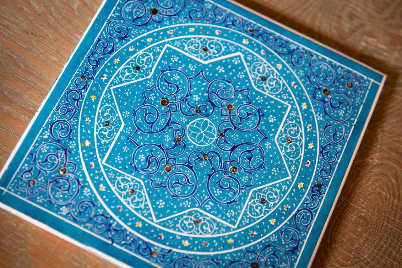 Pond Turquoise Blue Tile